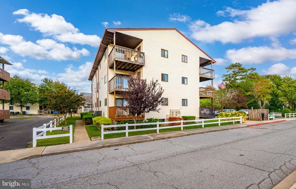 14301 LIGHTHOUSE AVE UNIT 302, OCEAN CITY, MD 21842 - Image bdb2de44ecc69d92d28ef1d58fcffd53/1486879922