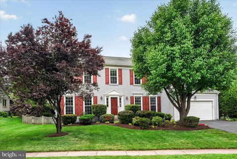Photo of 3409 Cotton Top Court, FAIRFAX, VA 22033 (MLS # VAFX2306854)
