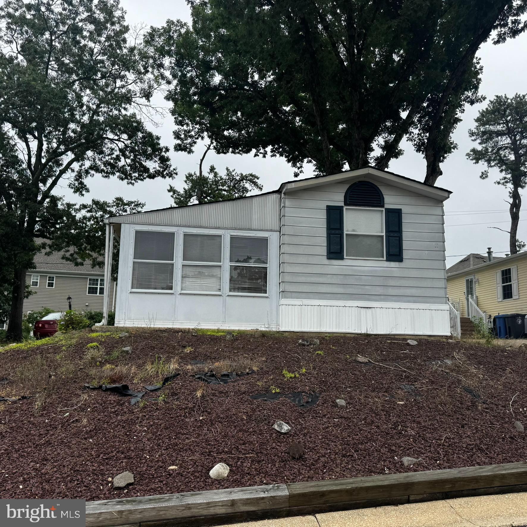 Photo 1 of 20 — 100 ROBERTS, TOMS RIVER, NJ 08755