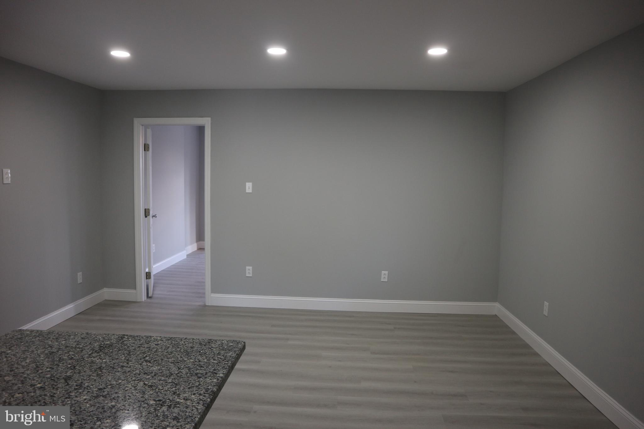 ROXBOROUGH - Residential Lease