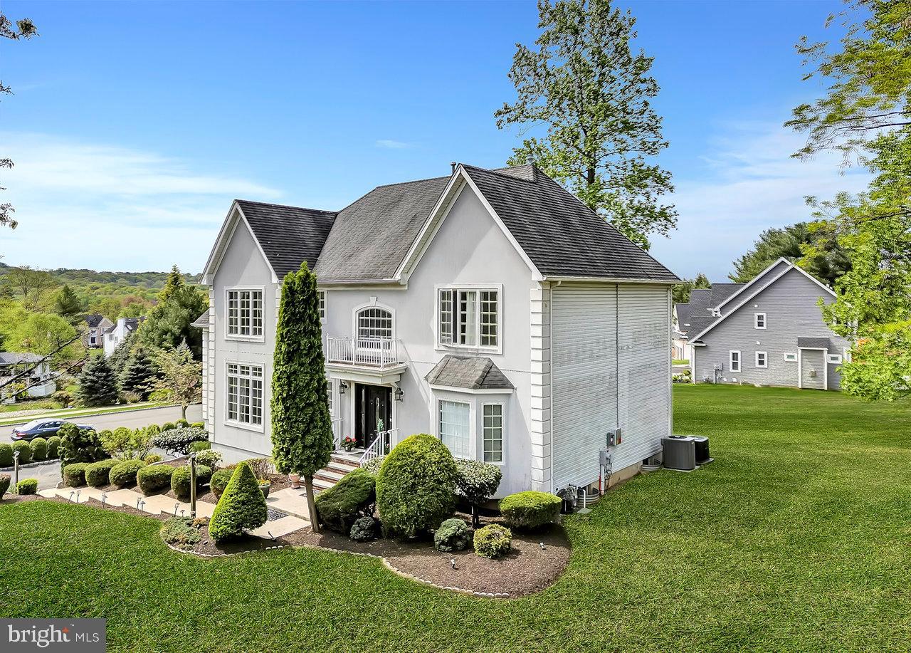48 SYCAMORE WAY