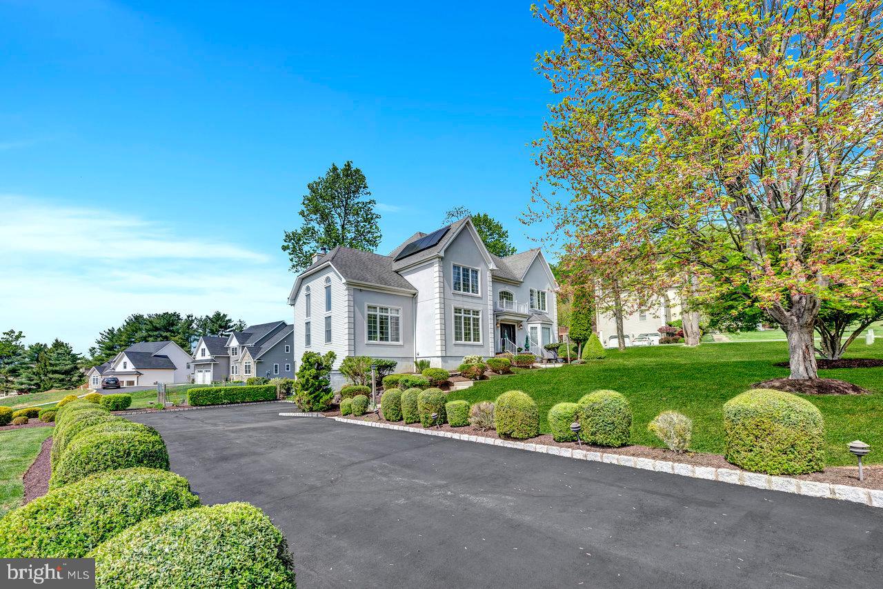 48 SYCAMORE WAY