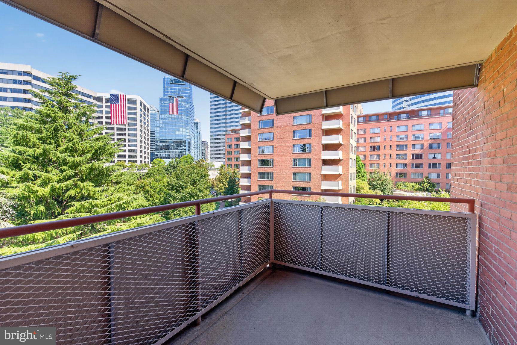 1111 ARLINGTON BOULEVARD 419