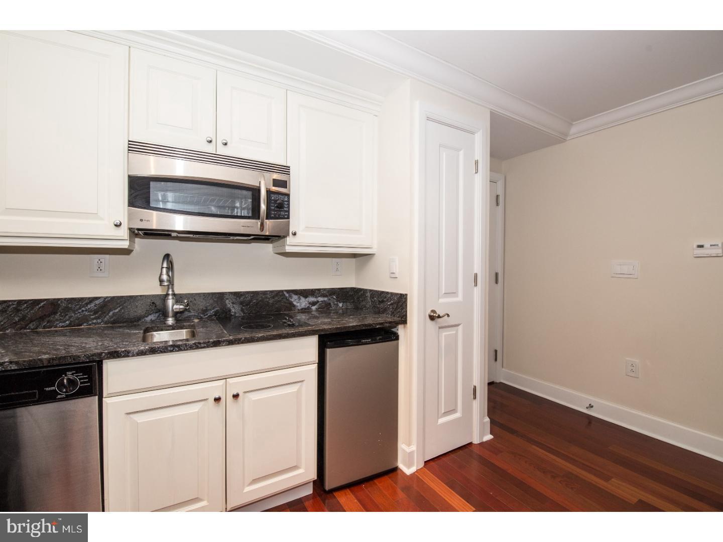 1701 LOCUST STREET 1517