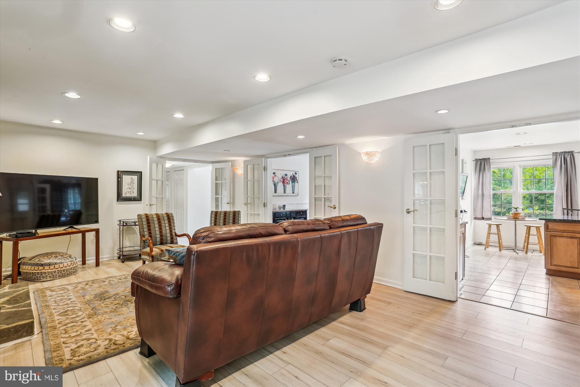 POTOMAC OUTSIDE - Commercial Sale