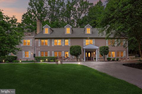 9201 LAUREL OAK DRIVE BETHESDA MD 20817