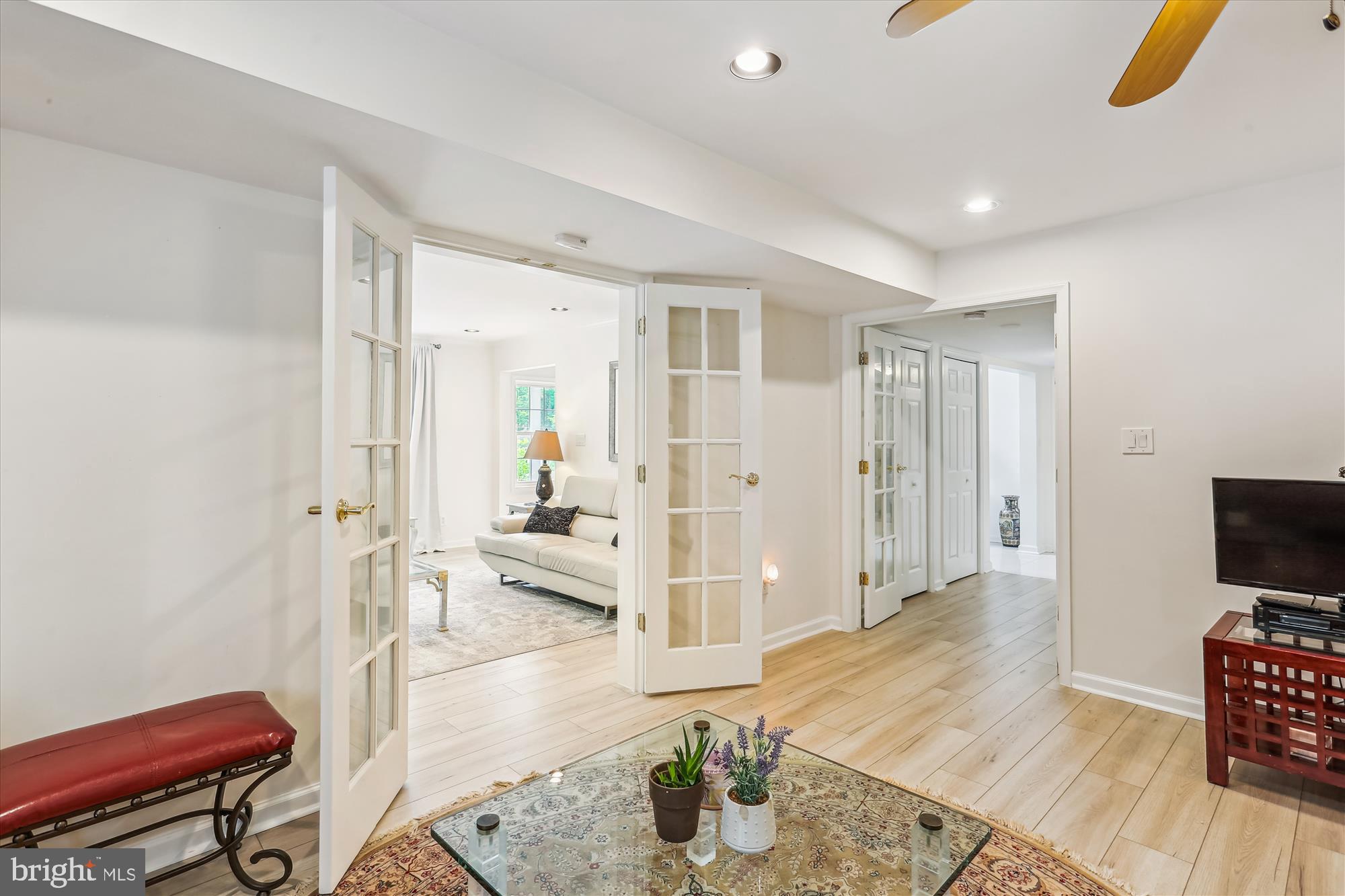 POTOMAC OUTSIDE - Commercial Sale