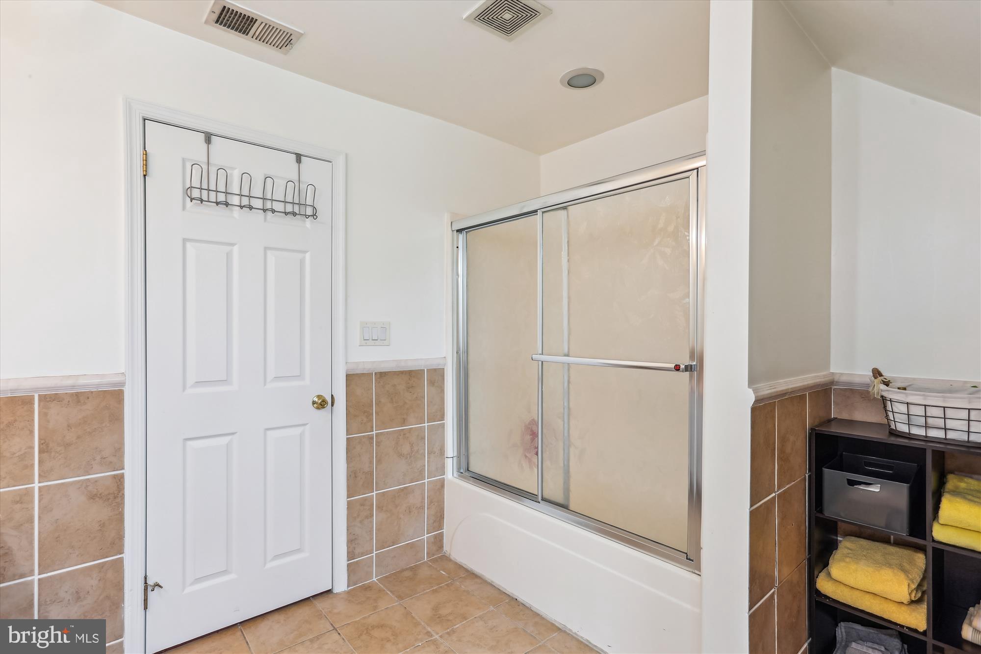 POTOMAC OUTSIDE - Commercial Sale