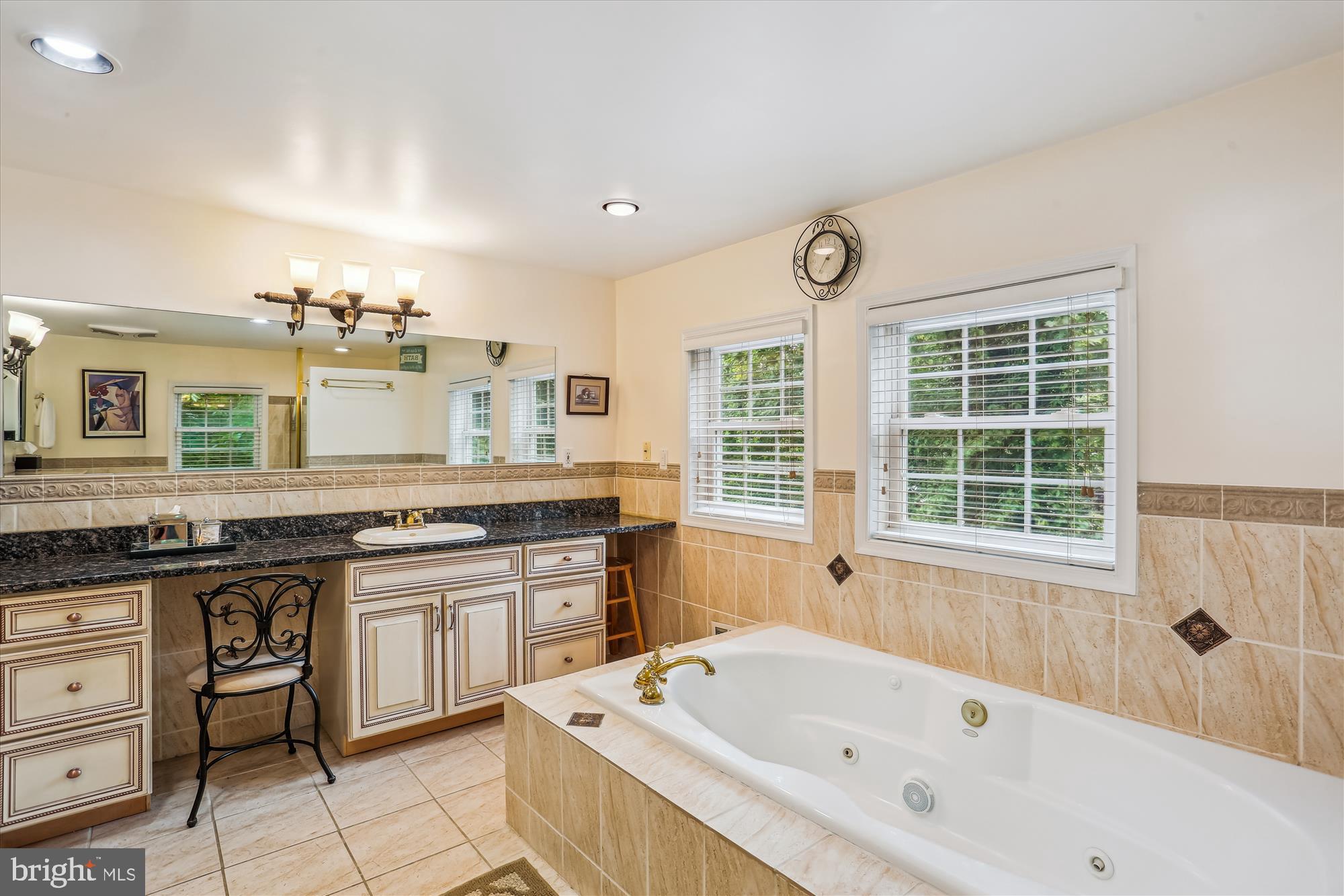 POTOMAC OUTSIDE - Commercial Sale