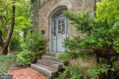 Condo For Sale - 20 E Penn Street #1<br/> PHILADELPHIA, PA 19144