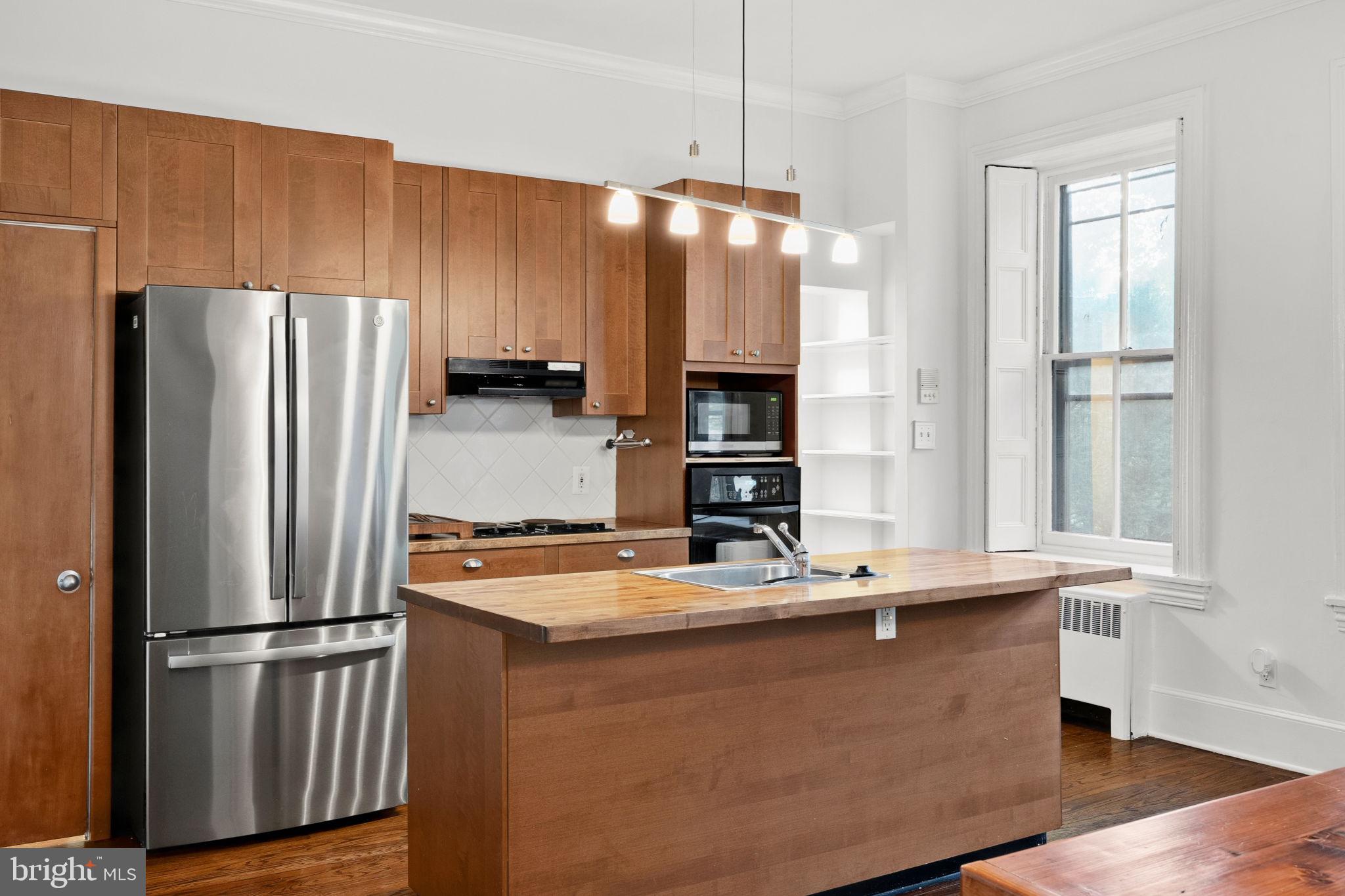 20 E PENN STREET 1