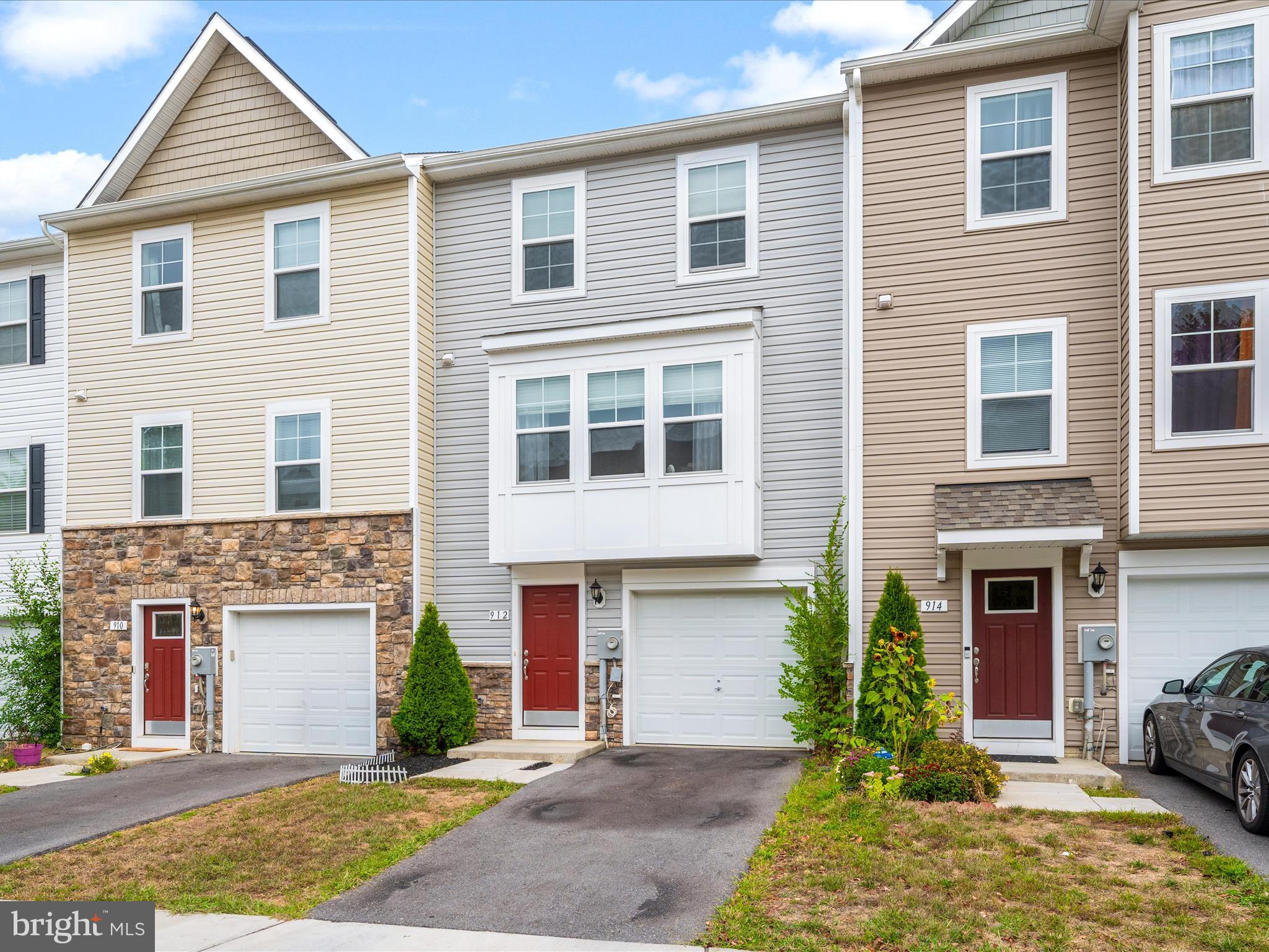 FAIRCHILD HEIGHTS - Residential