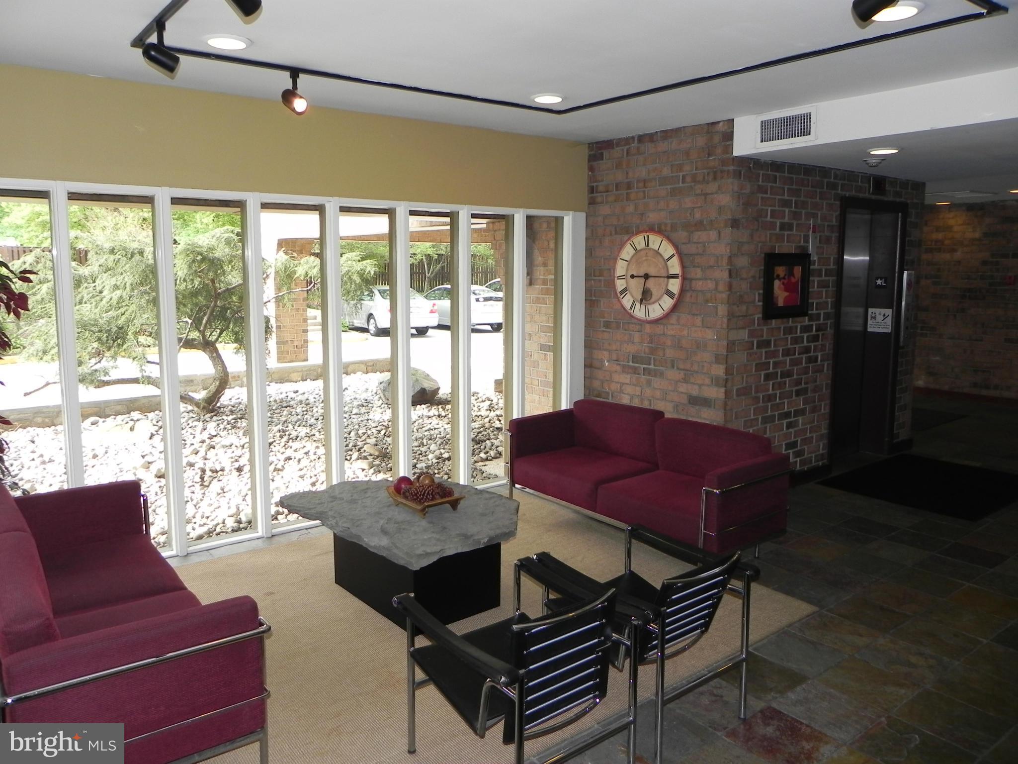 CROSS KEYS - Residential