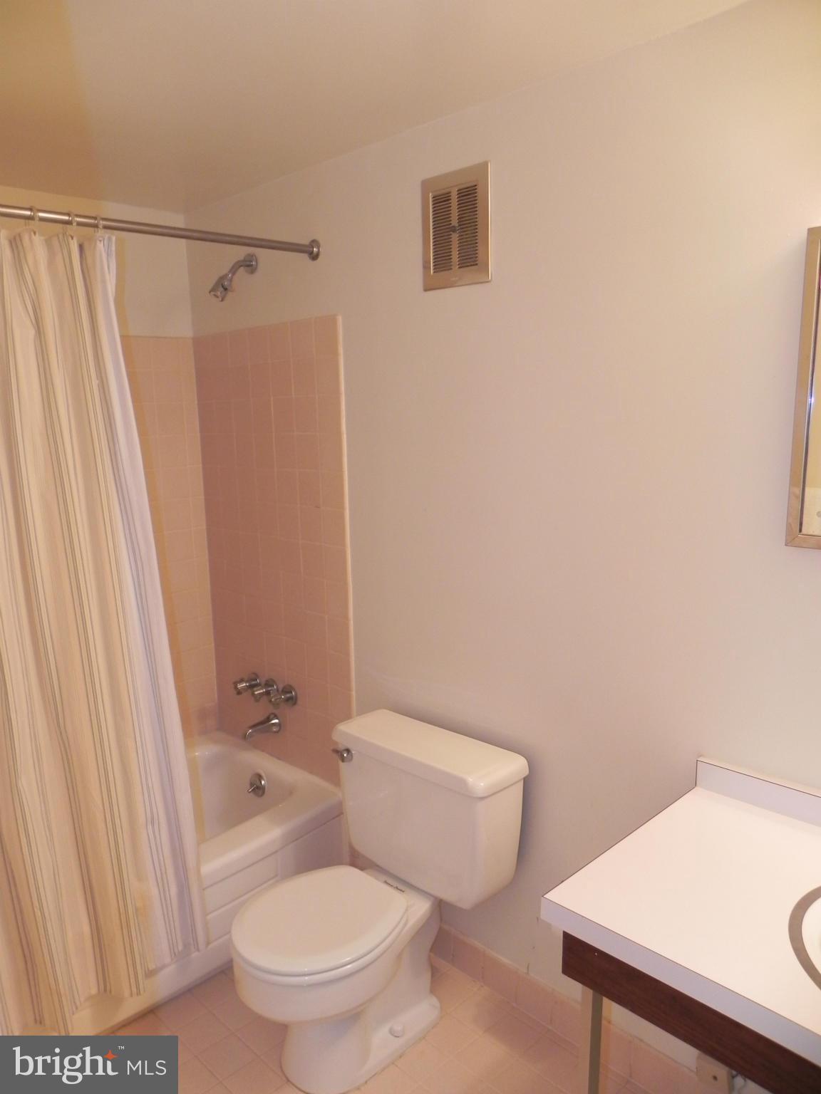 CROSS KEYS - Residential