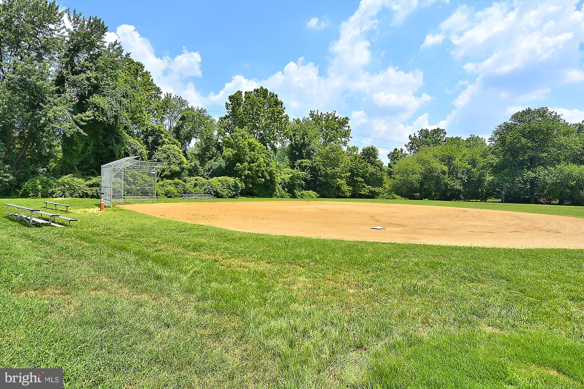 MADISON MANOR - Residential Lease