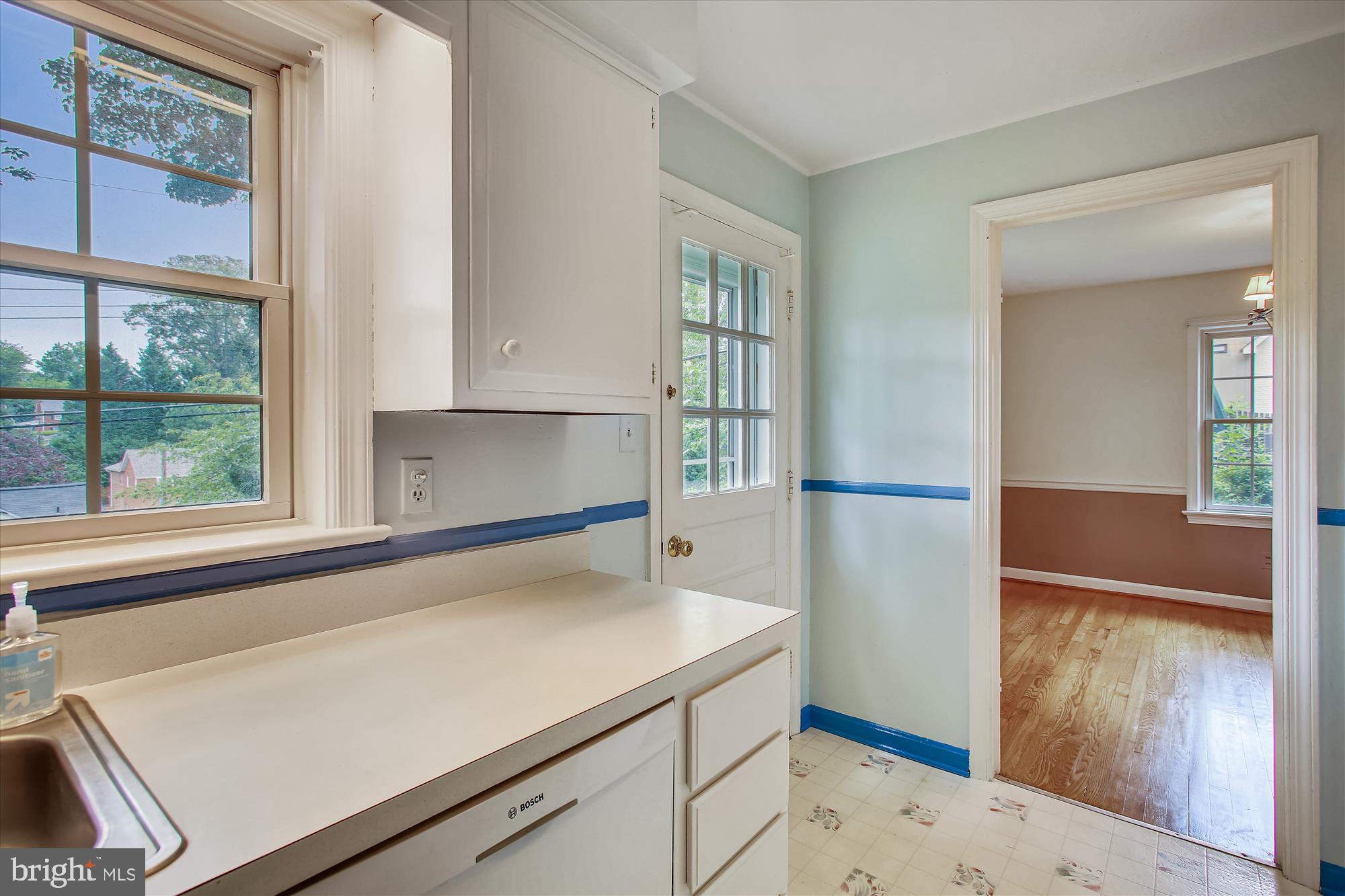 MADISON MANOR - Residential Lease