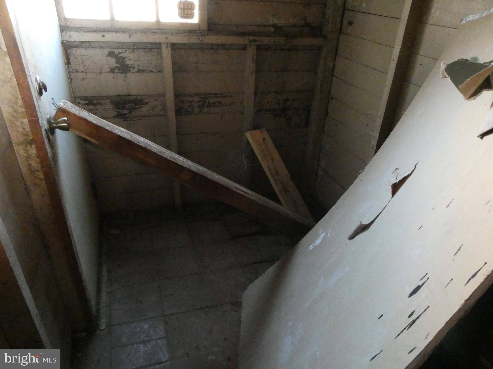 COBBS CREEK - Residential