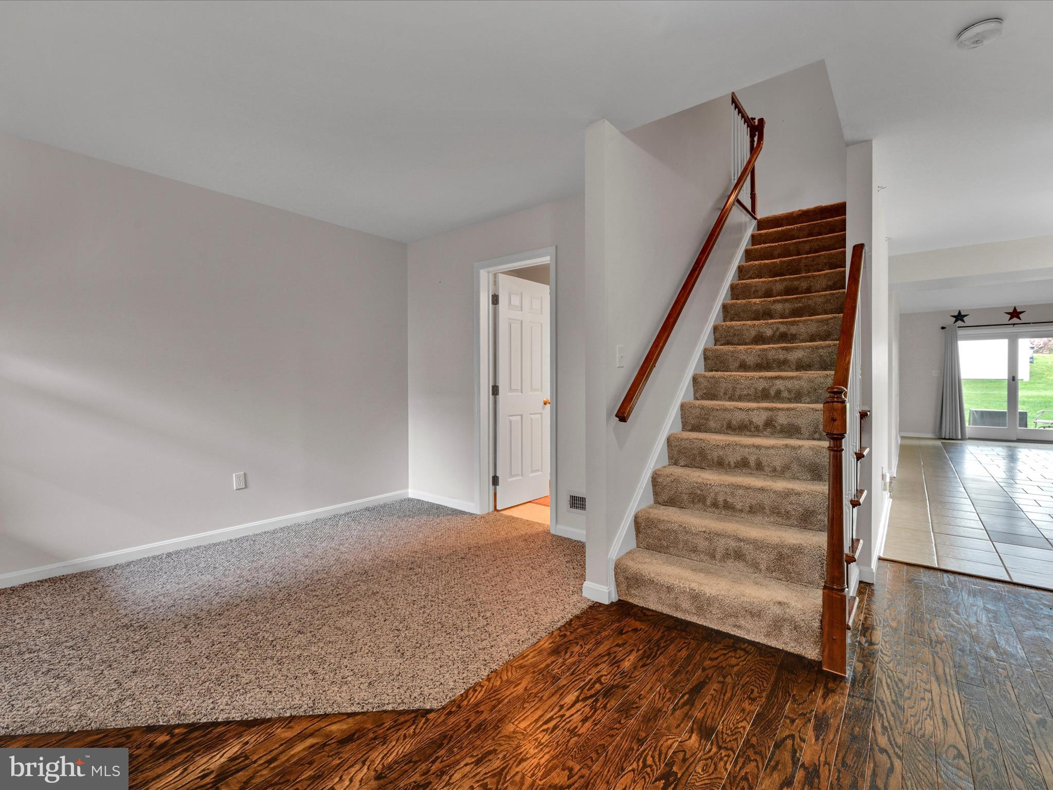 HEMLOCK VILLAGE - Residential