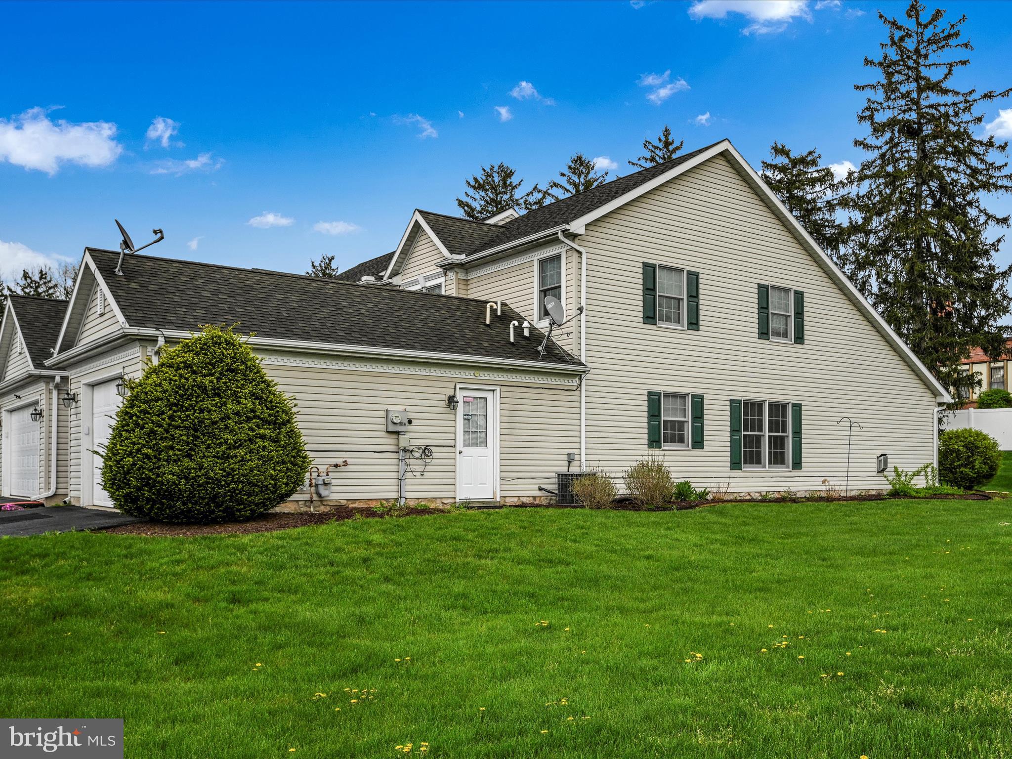 HEMLOCK VILLAGE - Residential