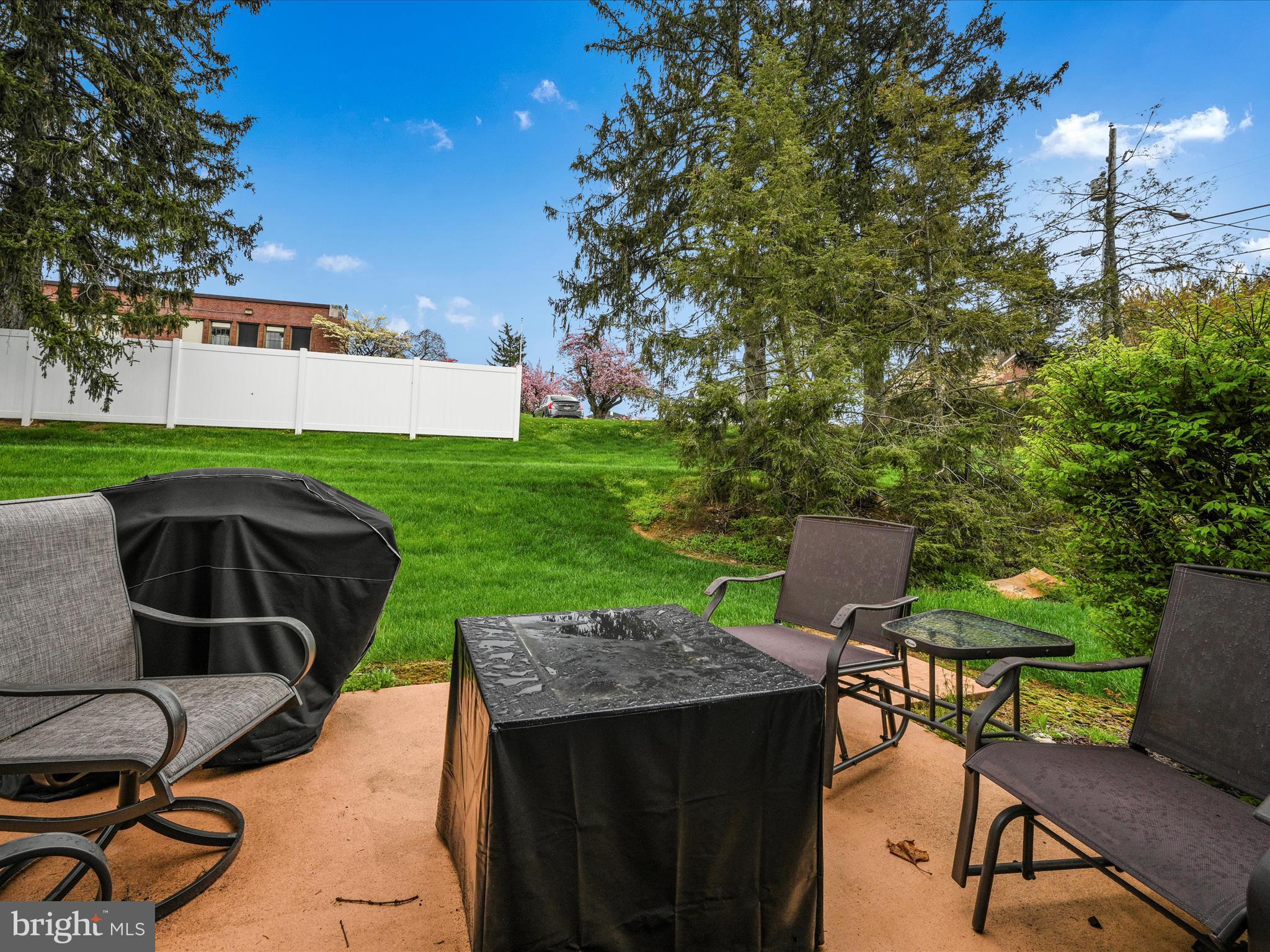 HEMLOCK VILLAGE - Residential