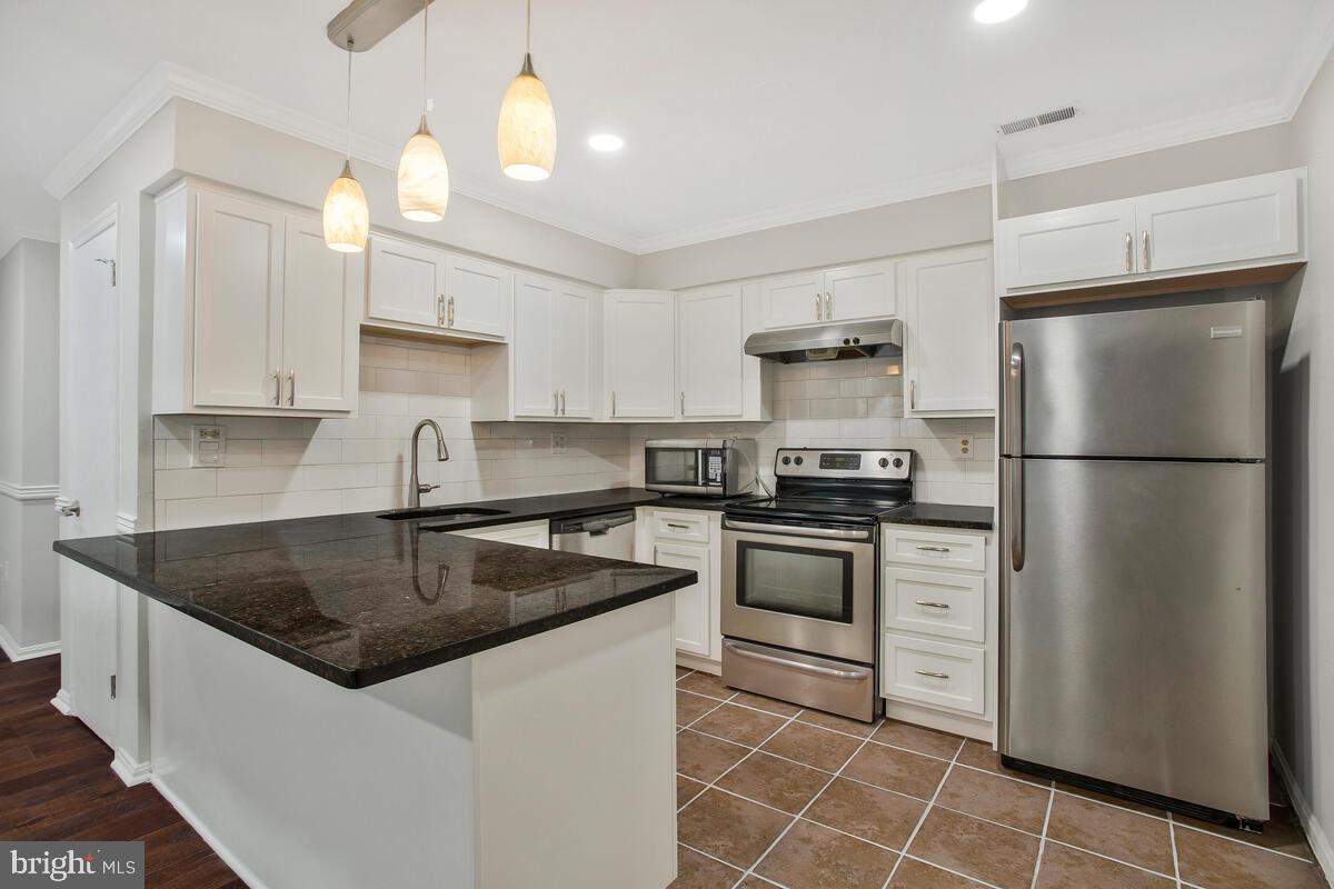 BRANDYWINE COUNTRY - Residential