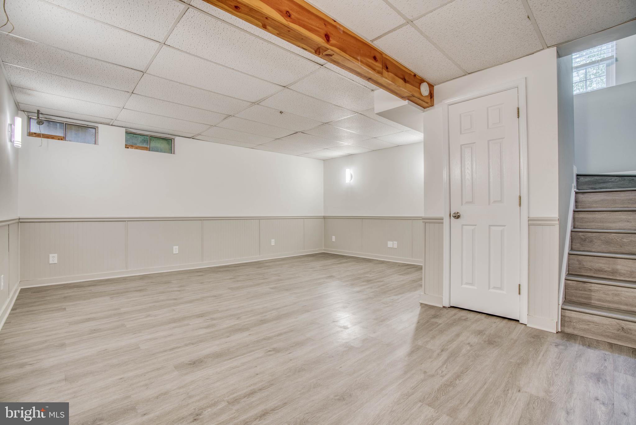 VILLAGE OF THOMAS RUN - Residential