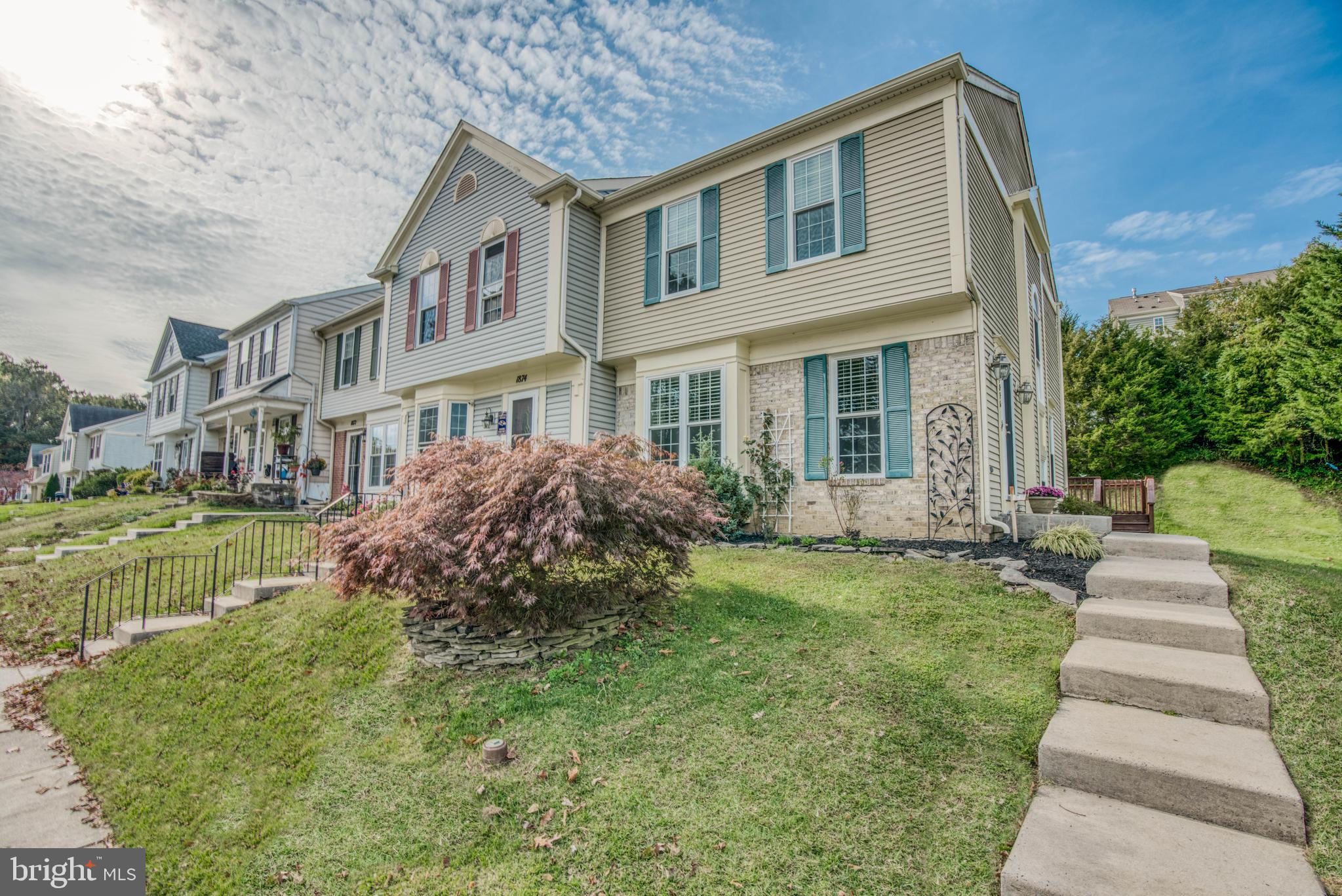 VILLAGE OF THOMAS RUN - Residential