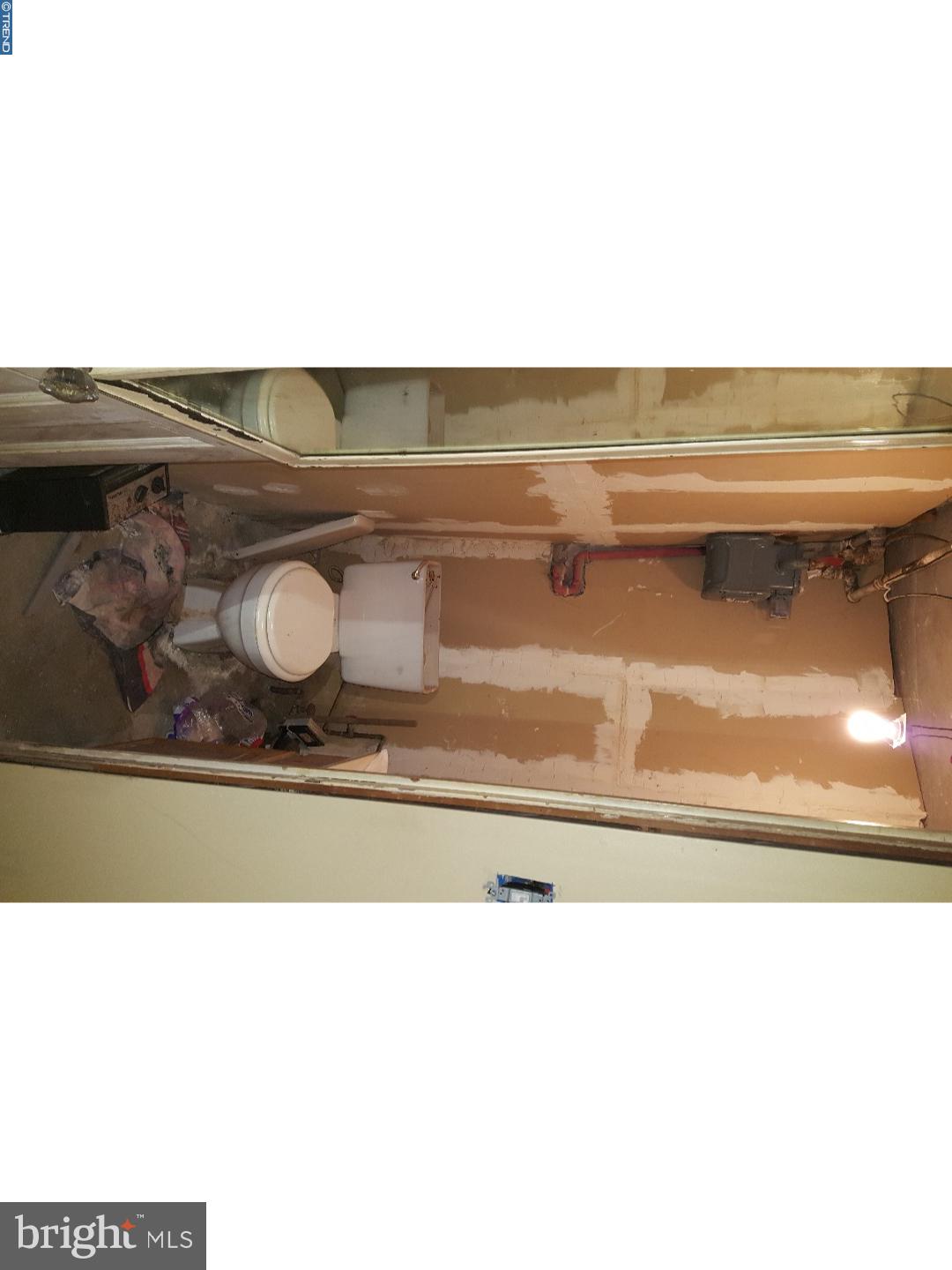 WEST OAK LANE - Residential