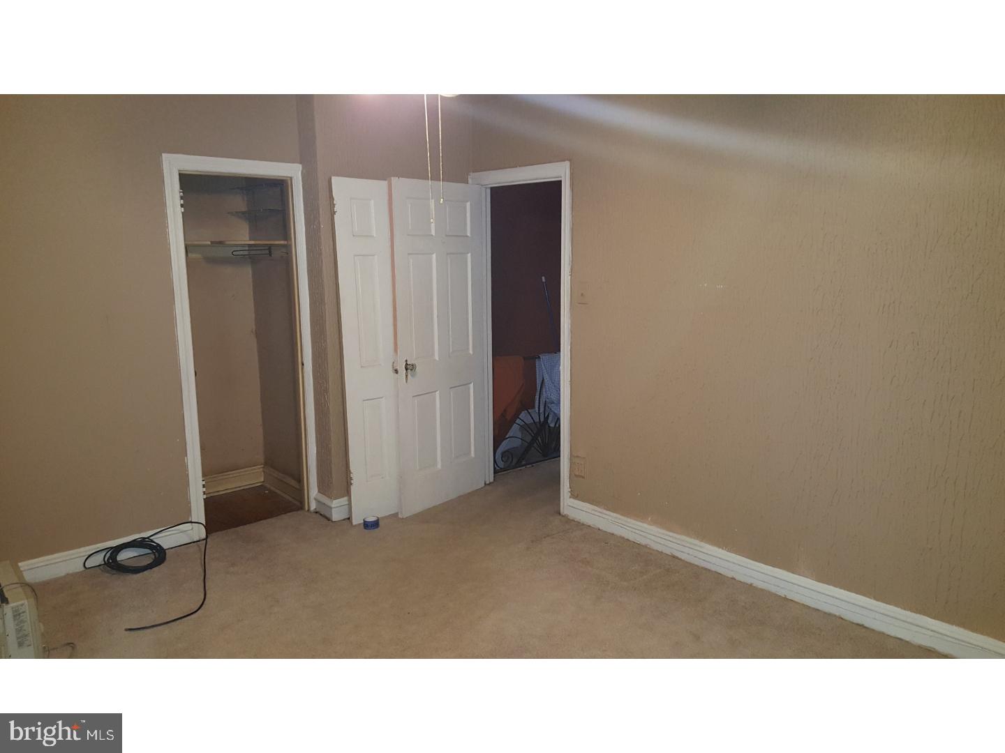 WEST OAK LANE - Residential