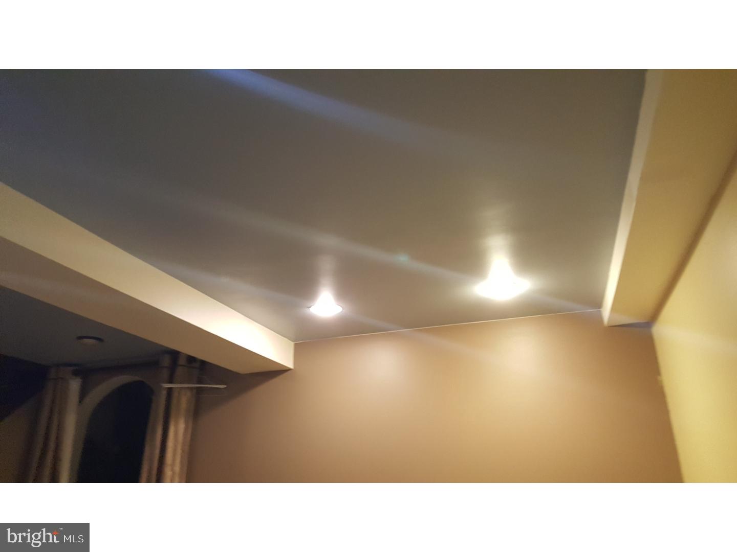 WEST OAK LANE - Residential