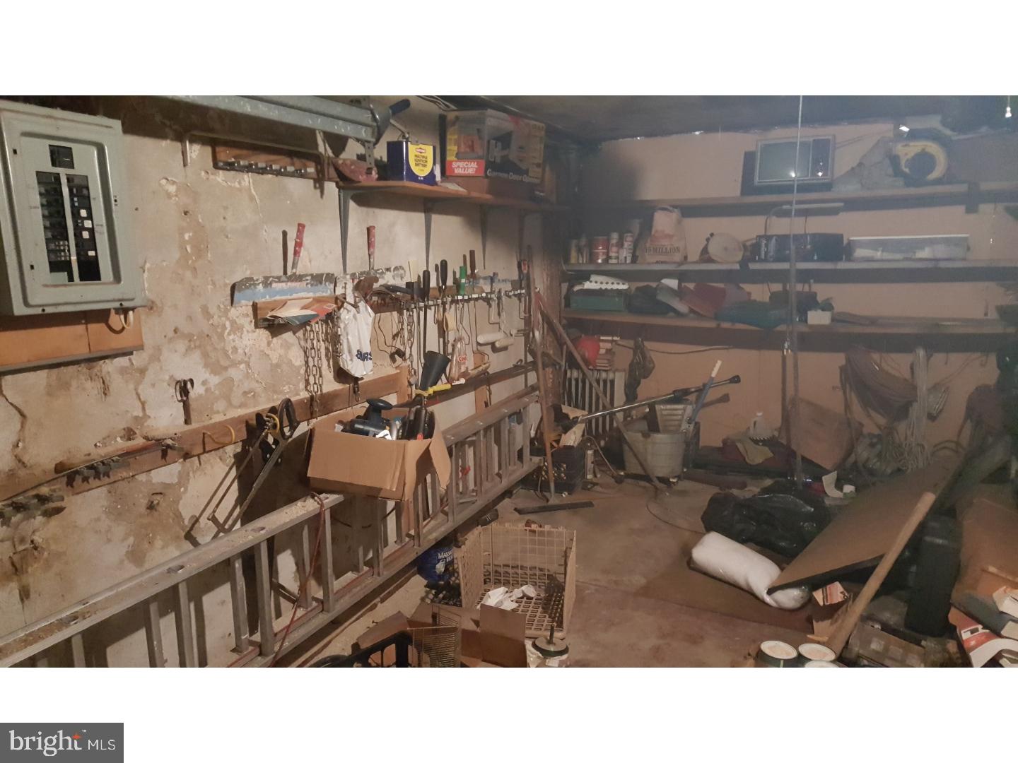 WEST OAK LANE - Residential