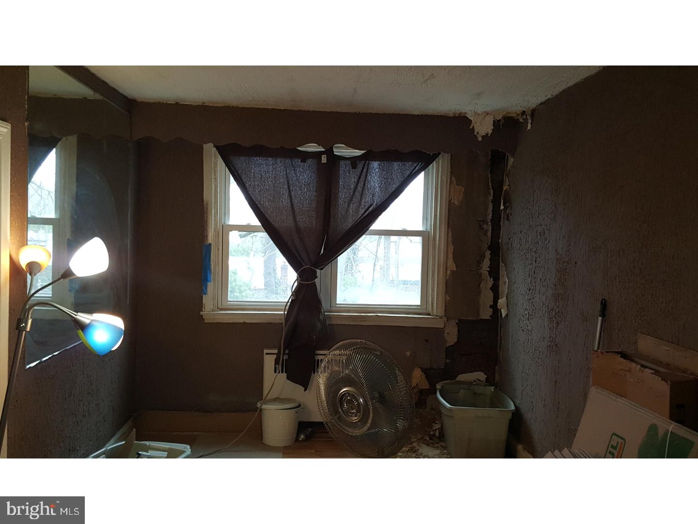 WEST OAK LANE - Residential