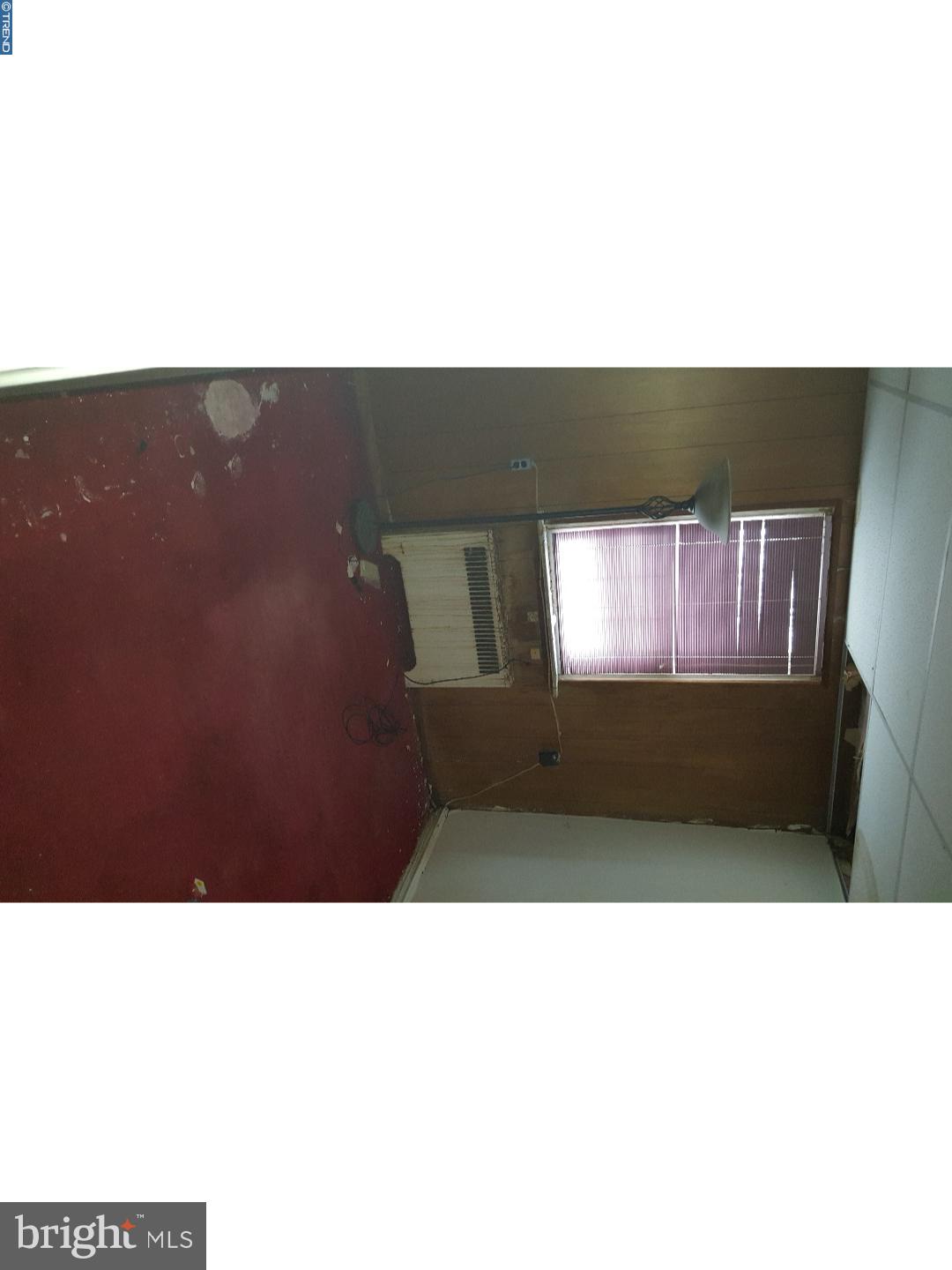 WEST OAK LANE - Residential