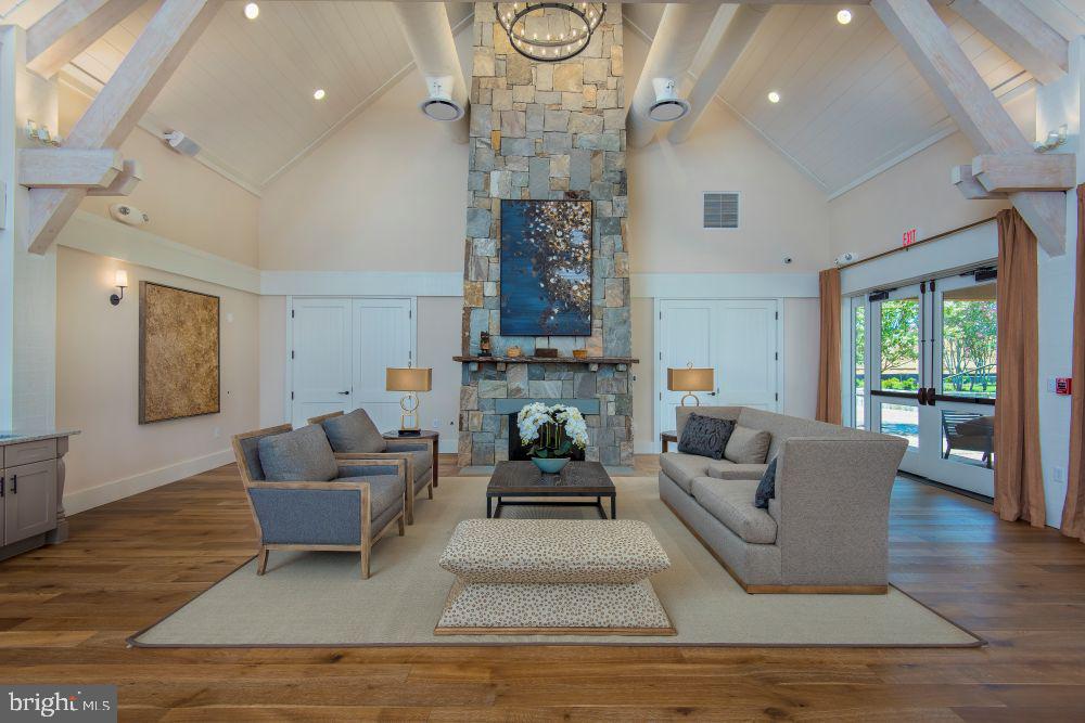 POTOMAC SHORES - Residential