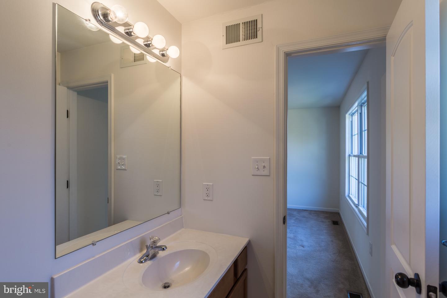 INWOOD VILLAGE - Residential