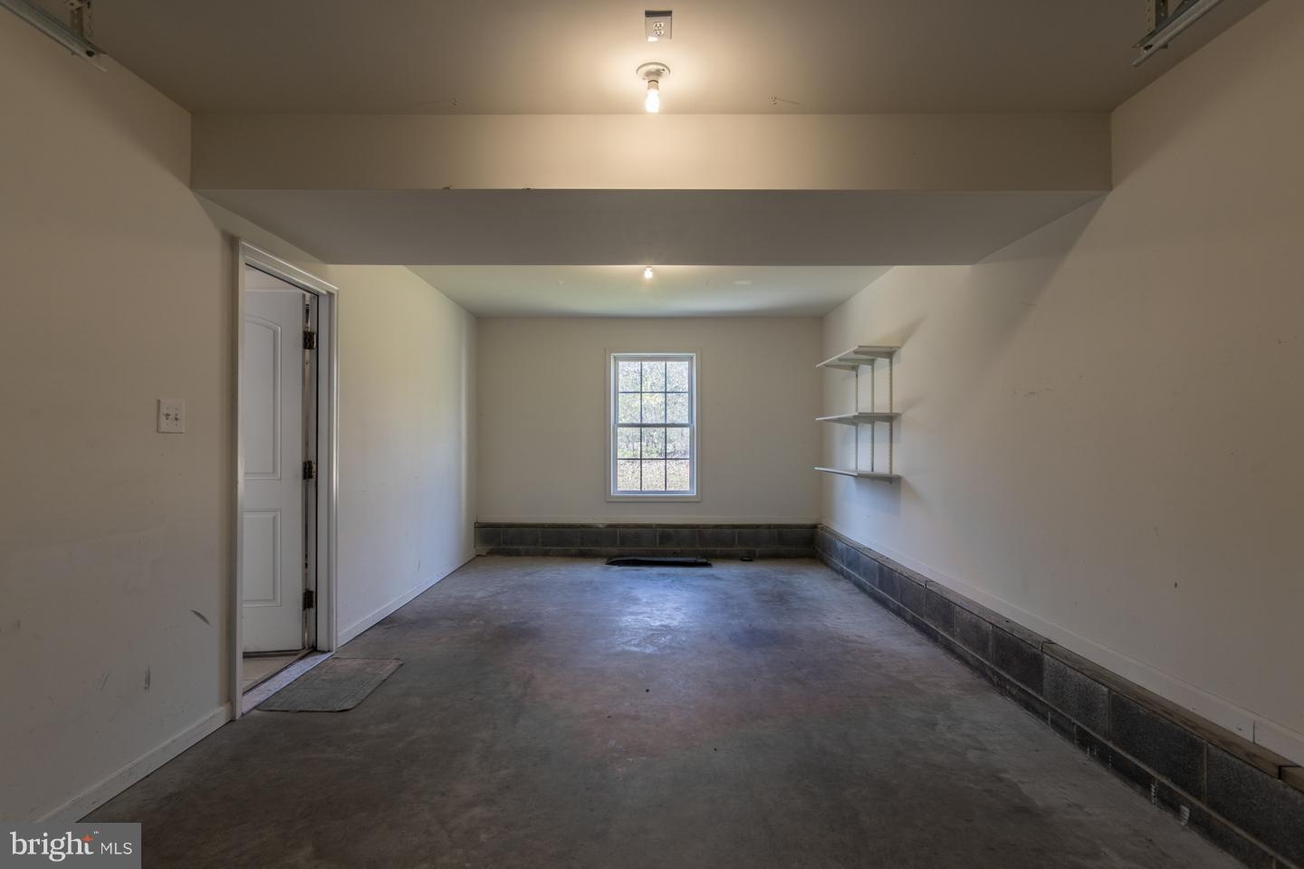 INWOOD VILLAGE - Residential