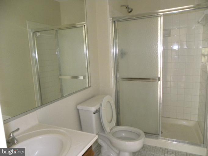 HERITAGE CROSSING - Residential Lease