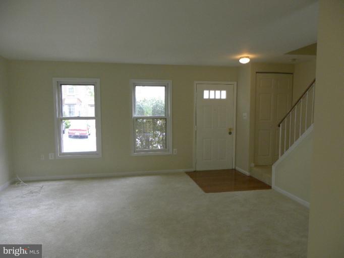 HERITAGE CROSSING - Residential Lease