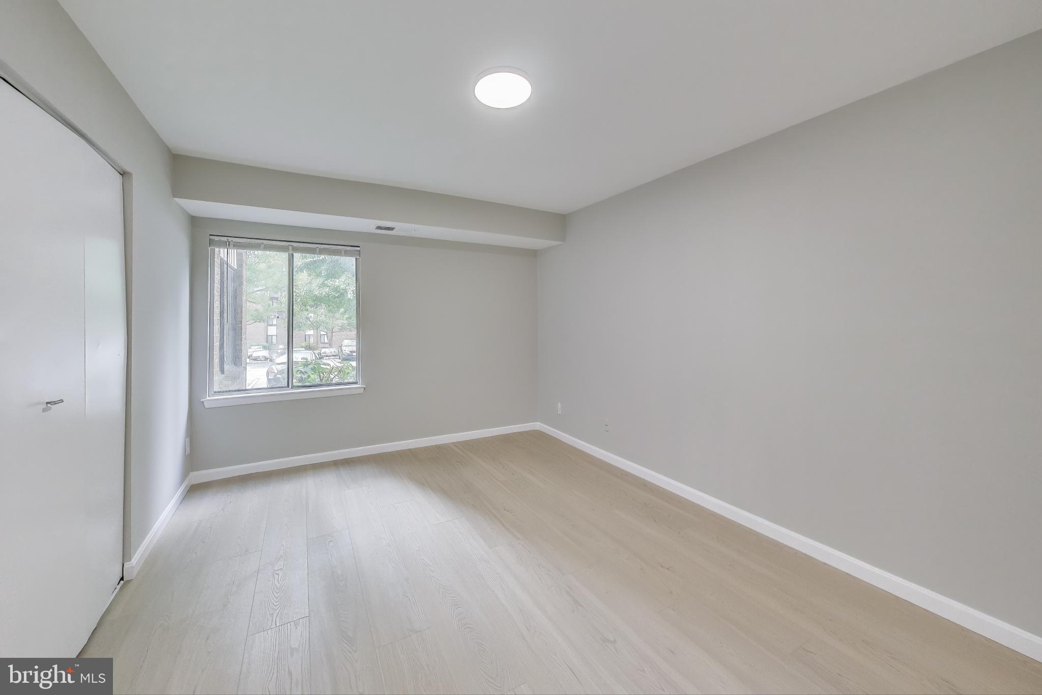 CHERRY GLEN CONDOS - Residential