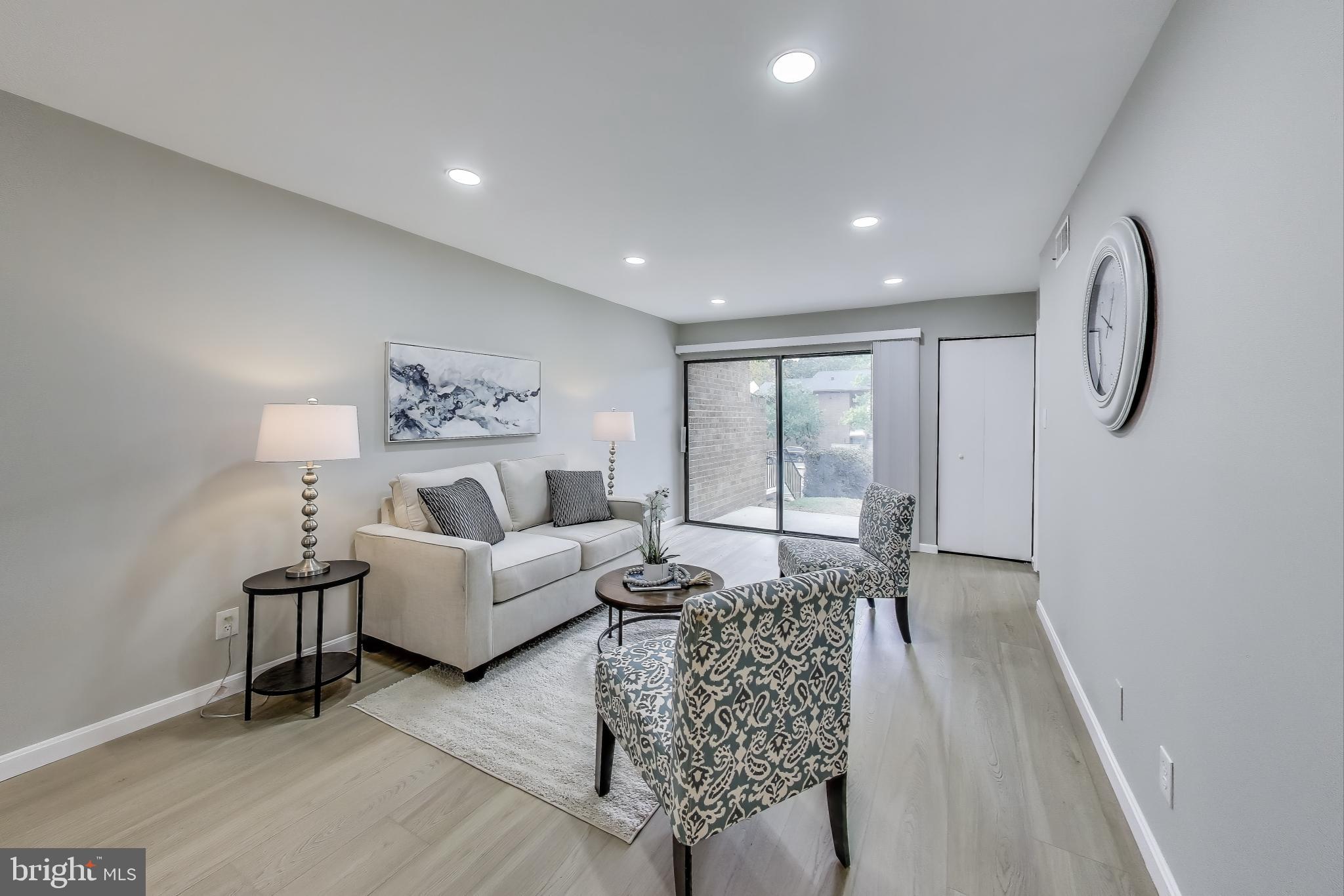 CHERRY GLEN CONDOS - Residential