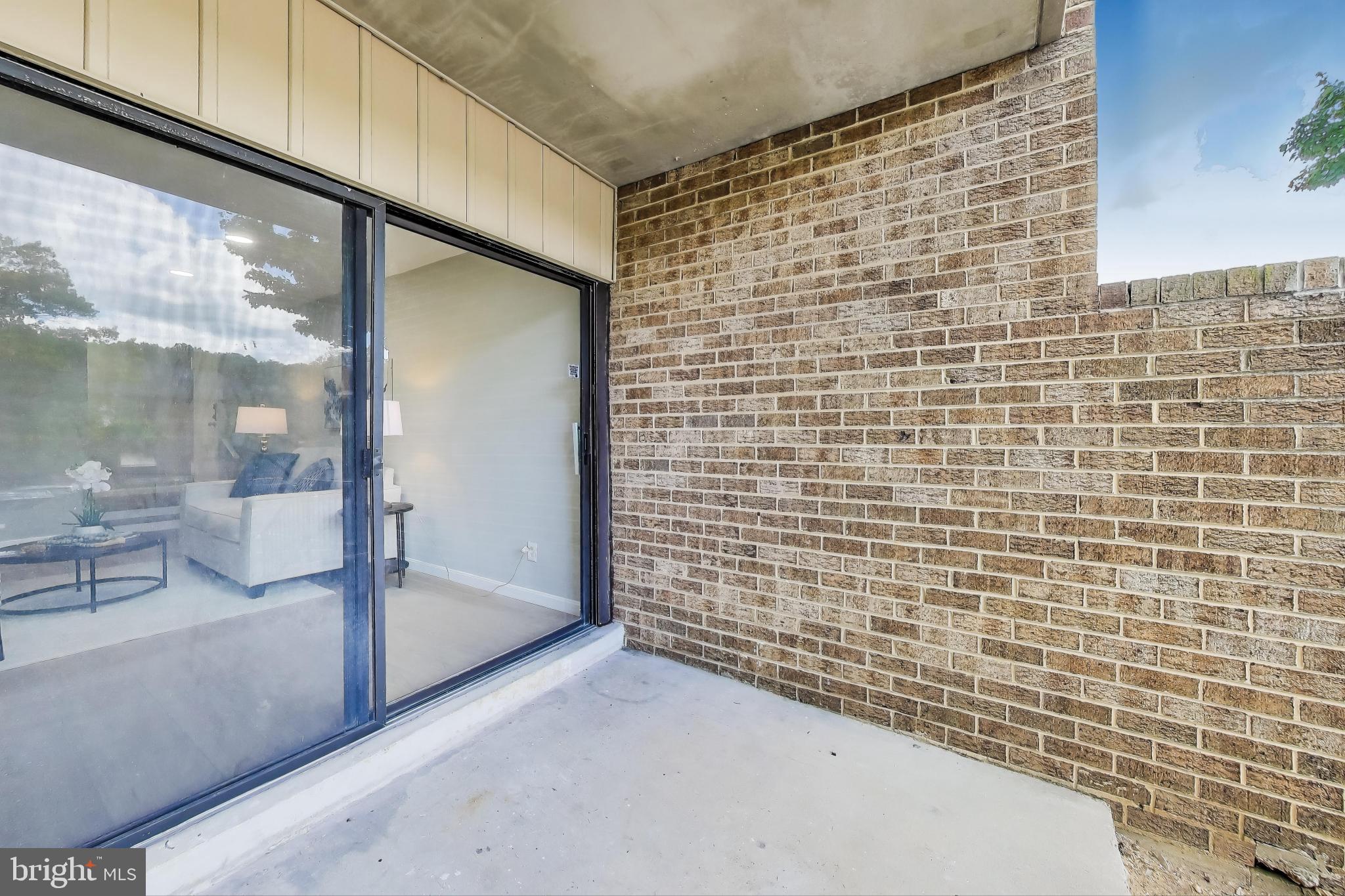 CHERRY GLEN CONDOS - Residential