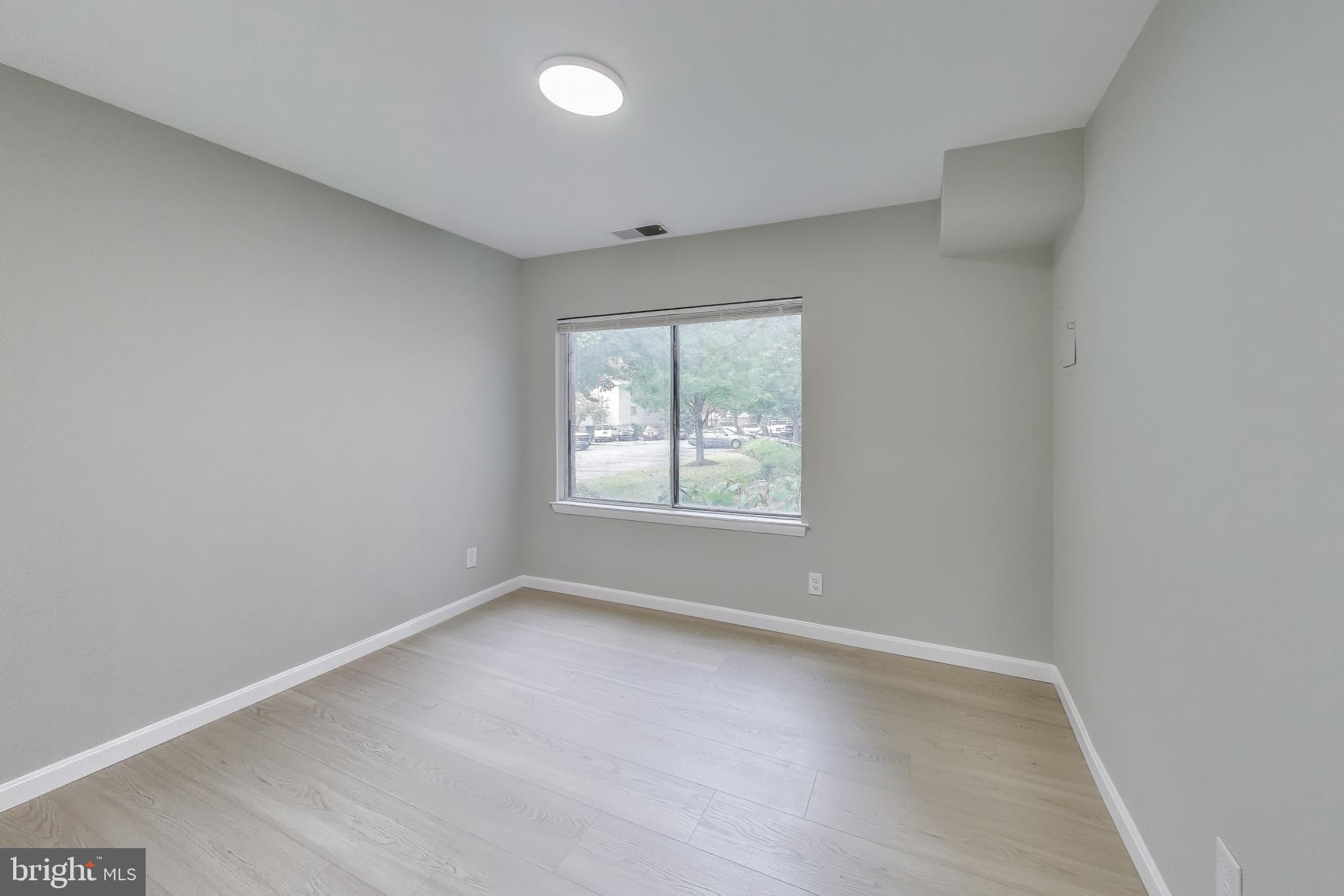 CHERRY GLEN CONDOS - Residential