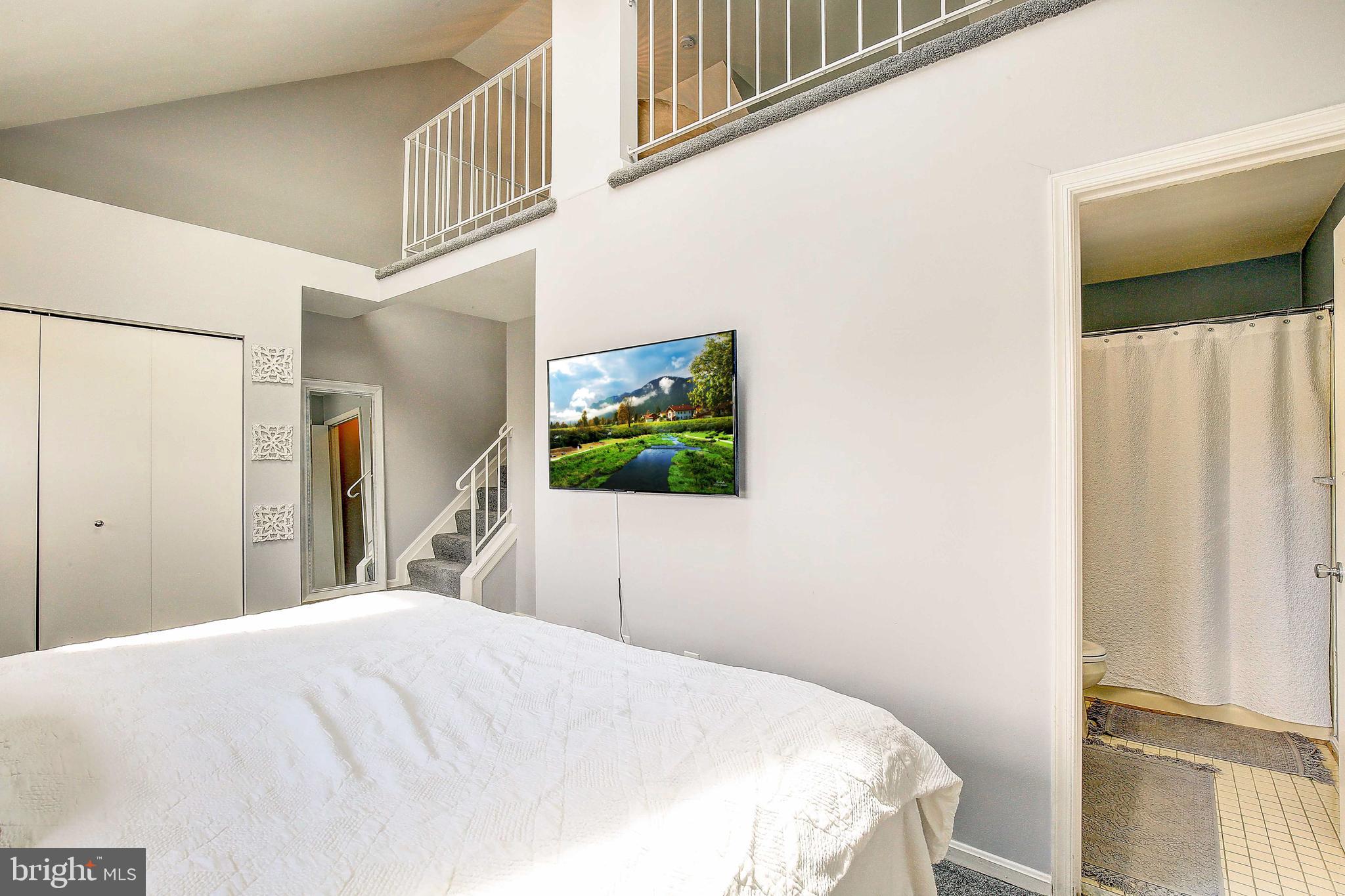 STONEY BEACH - Residential