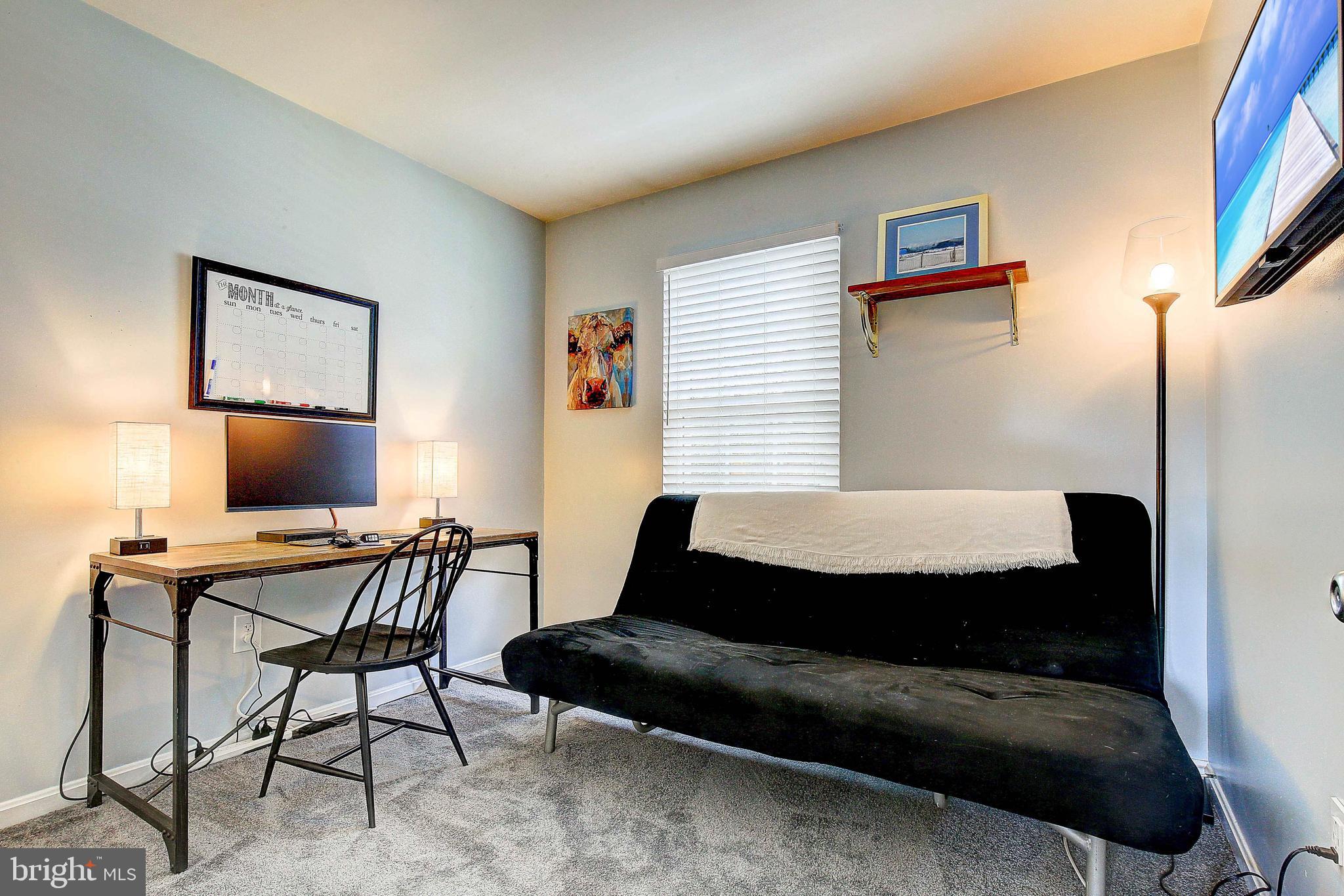 STONEY BEACH - Residential