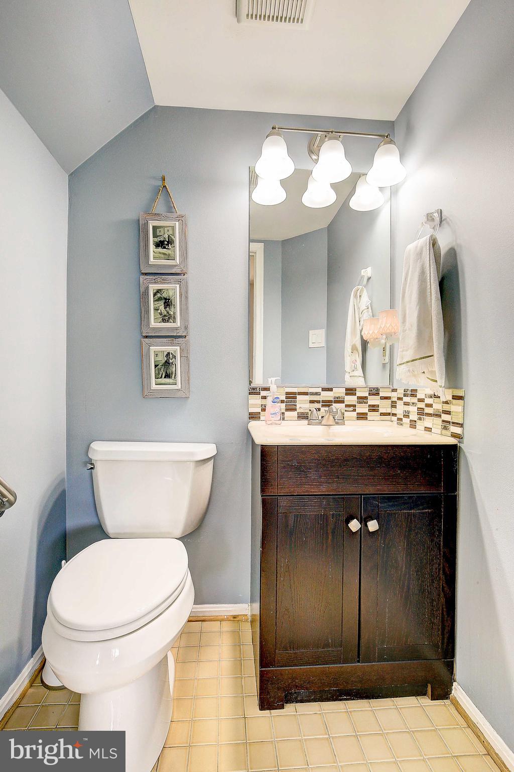 STONEY BEACH - Residential