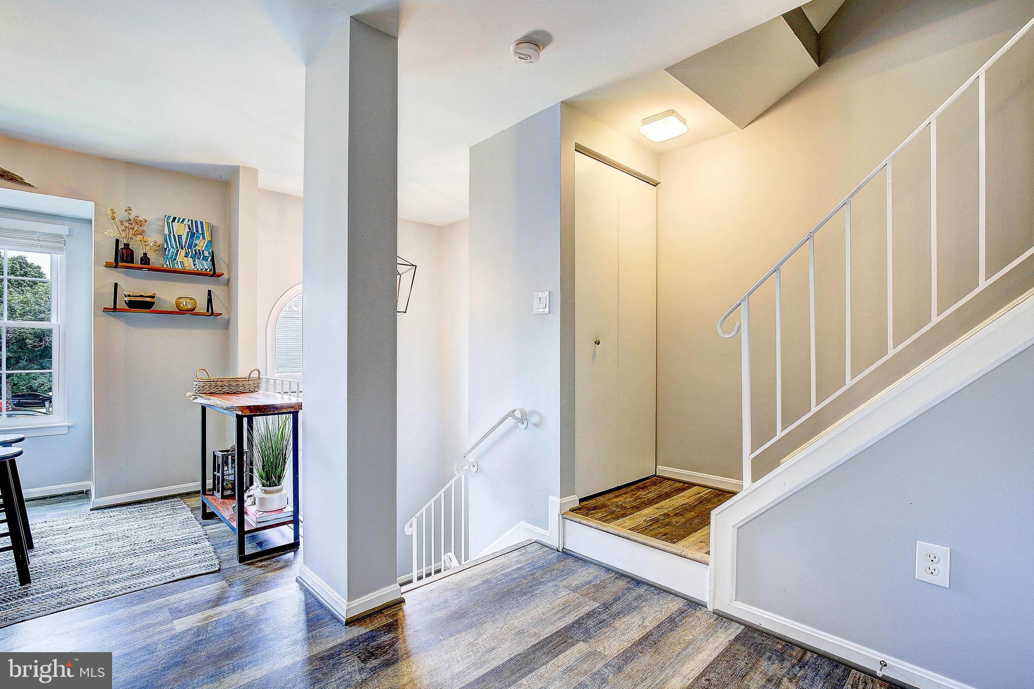 STONEY BEACH - Residential