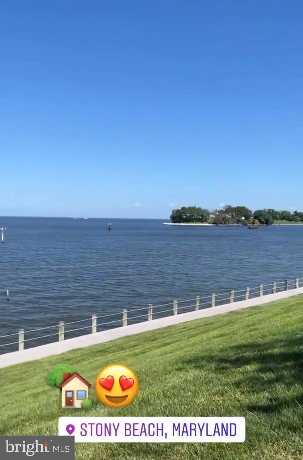 STONEY BEACH - Residential