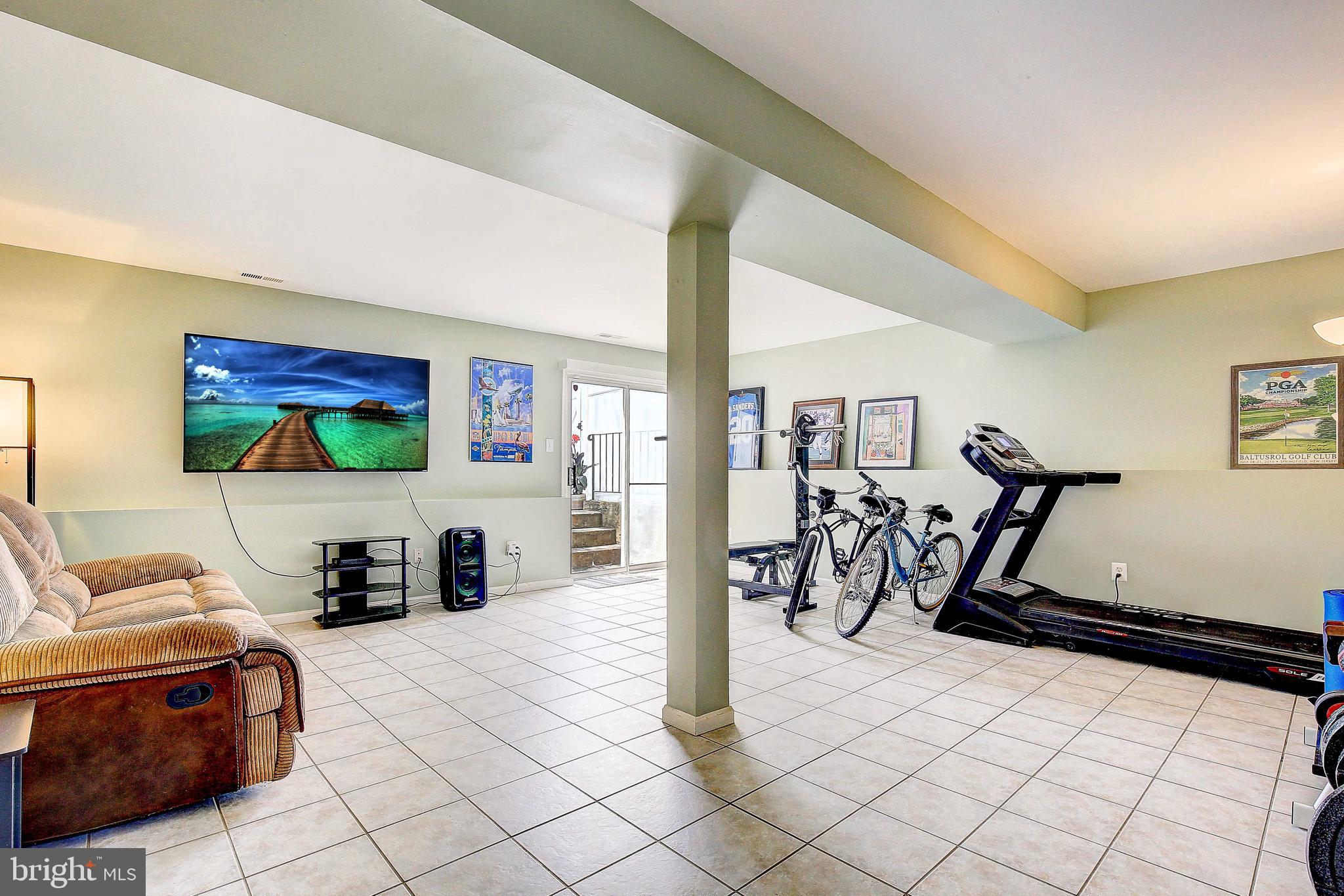 STONEY BEACH - Residential