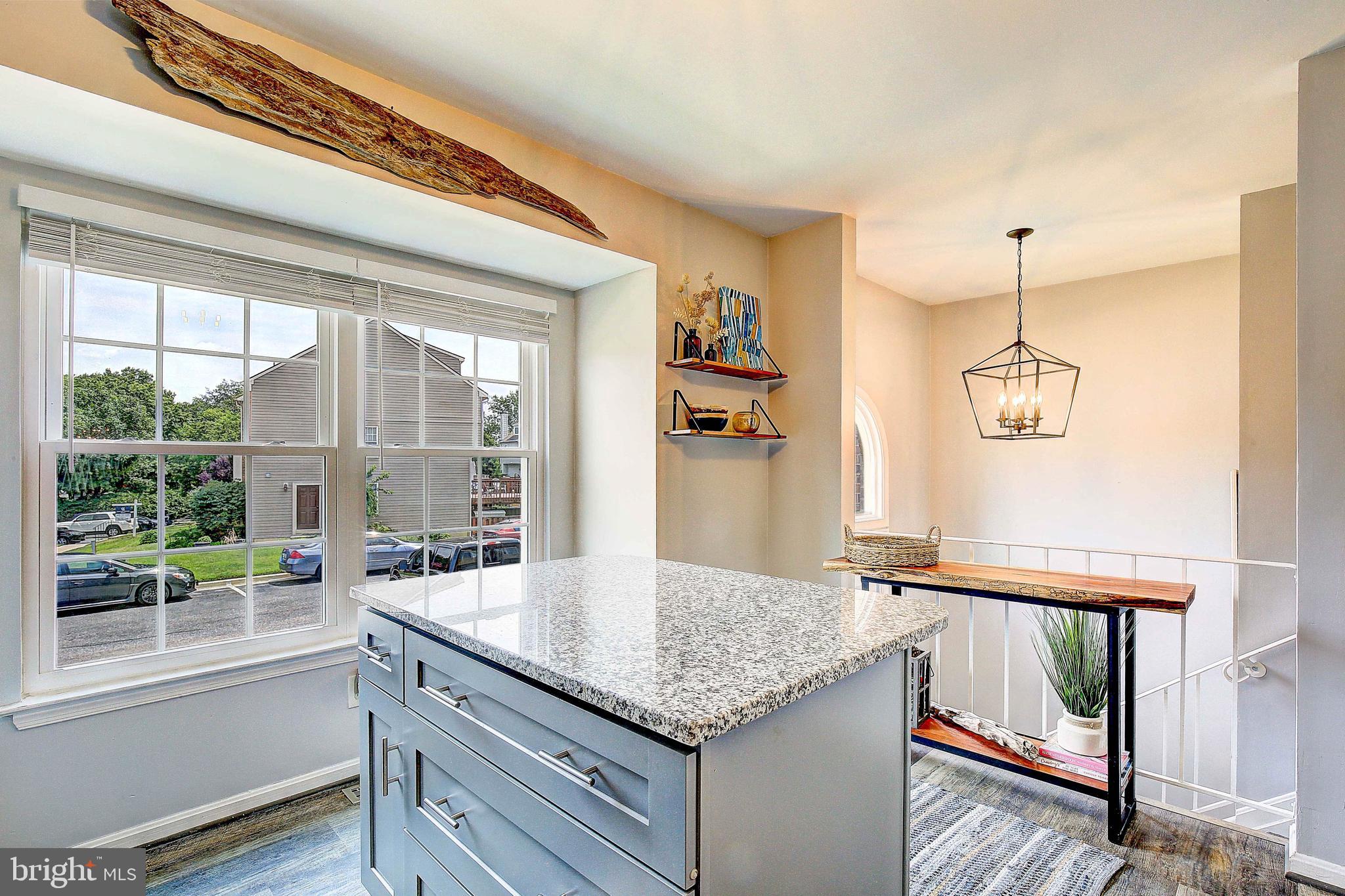 STONEY BEACH - Residential