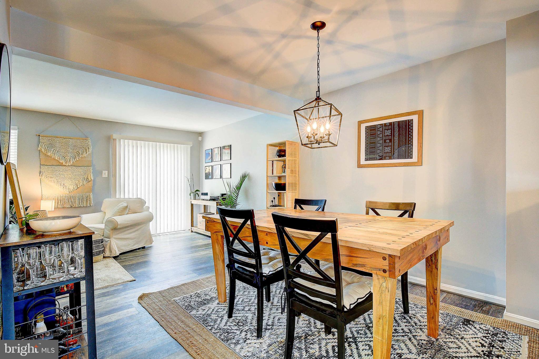 STONEY BEACH - Residential